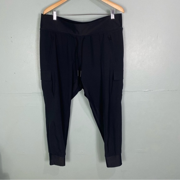 Athleta Sutton Jogger Black Sz 14 Petite 405713 - Picture 2 of 6